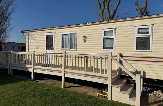 Comtable 3 Bedroom van linen included Pets go Free