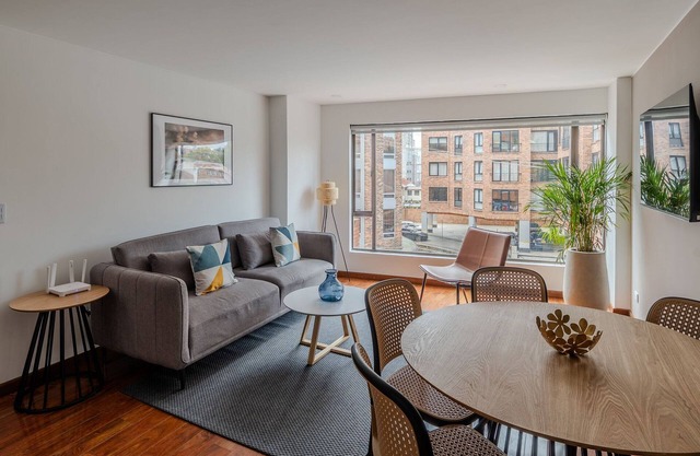 Family 3BR @Commercial area and near Zona G