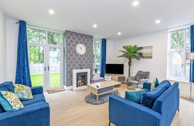 Family and Dog Friendly Luxury 3 Bed Property - With hot tub
