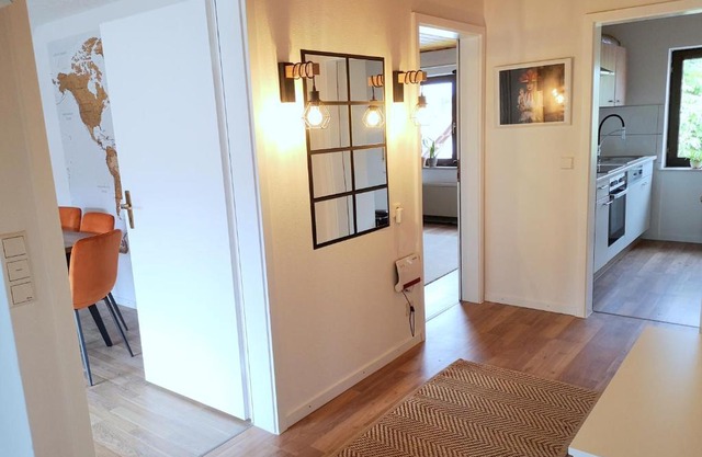 Family-Apartment mit Balkon, Küche, Parkplatz & Waschmaschine