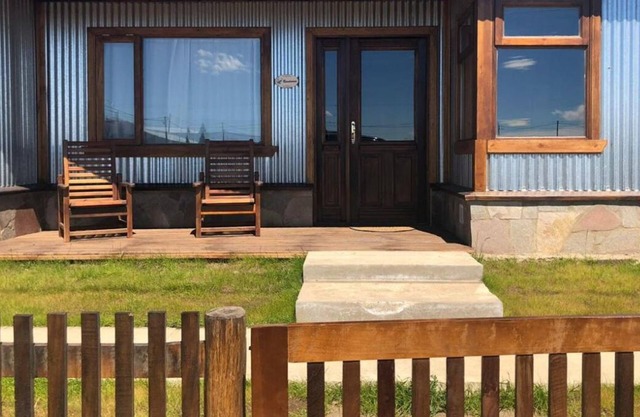 Family Cabin in El Calafate! complete for up to 6 passengers