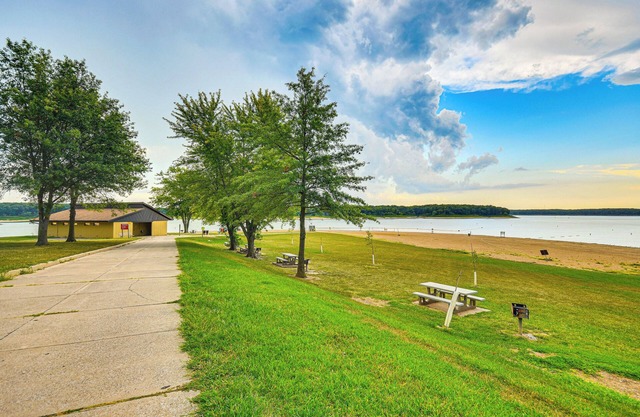 Family Condo By Mark Twain Lake & Jellystone Park