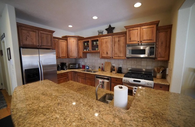 Family Condo on Ski Hill Road 12 minutes to Grand Targhee