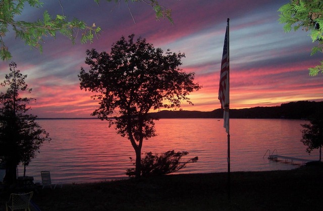 Cottage familial sur le magnifique lac Crystal