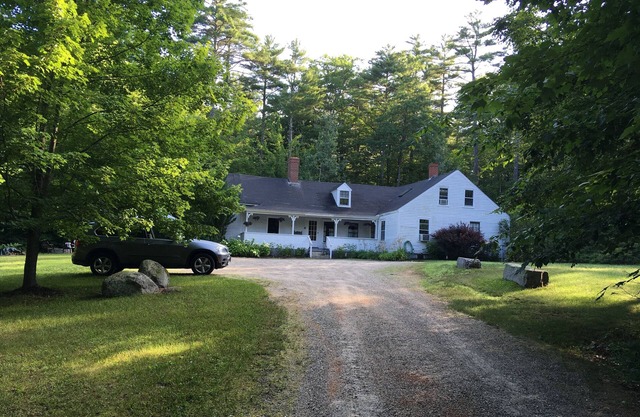 Family & dog friendly historic 4BR farmhouse near Sebago Lake w/ boat launch!
