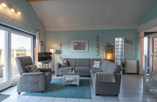 Villa exquise en bord de mer avec piscine