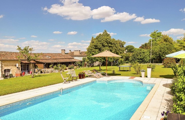 Chalet de charme avec piscine