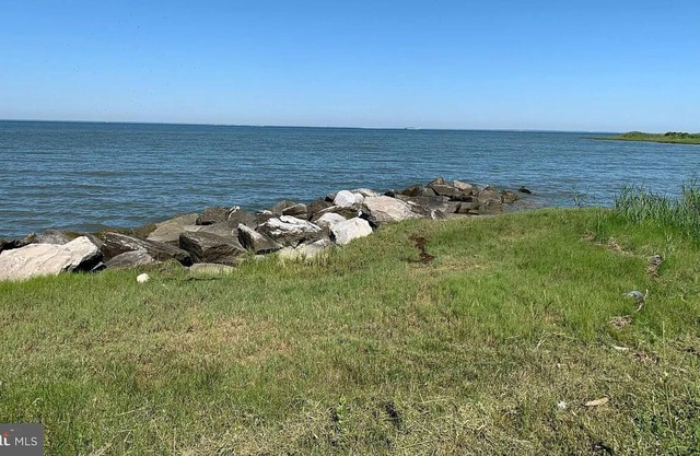 Family & fishermen friendly | Waterfront property | Chesapeake Bay