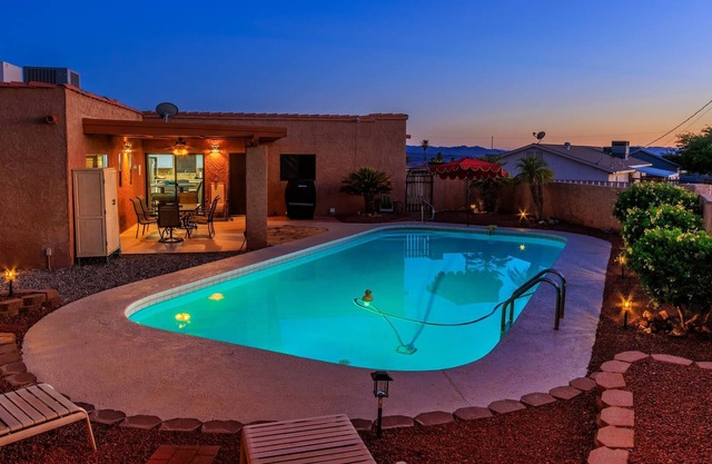Family Friendly Oasis w/ Pool & BBQ