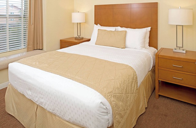 Family-Friendly 1BR Perfect for Relaxing Las Vegas Getaway