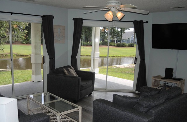 Family Friendly 2 bedroom, 2 bath, with great resort amenities(503)