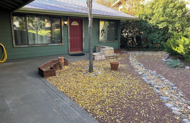 Charming 4 bedroom house in perfect Prescott with AC, WiFi