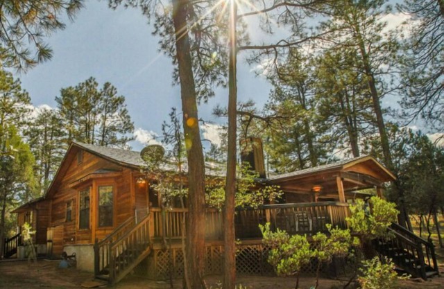 Cabine spacieuse. Renseignez-vous sur Guest Casita pour les grands groupes.