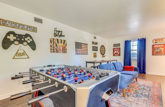 Family-Friendly Home: 6 Mi to Downtown Mobile!