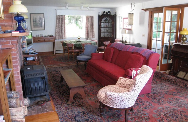 Conviviale et familiale toute l'année à la maison près du parc national Acadia avec façade océanique.