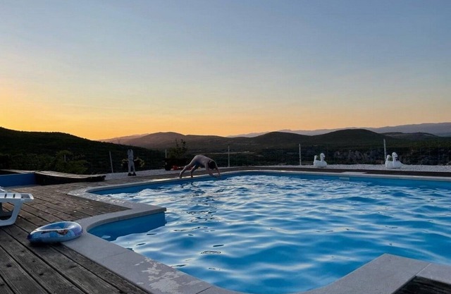 Maison pour la famille avec la piscine Donji Dolac, Zagora (K-21274)