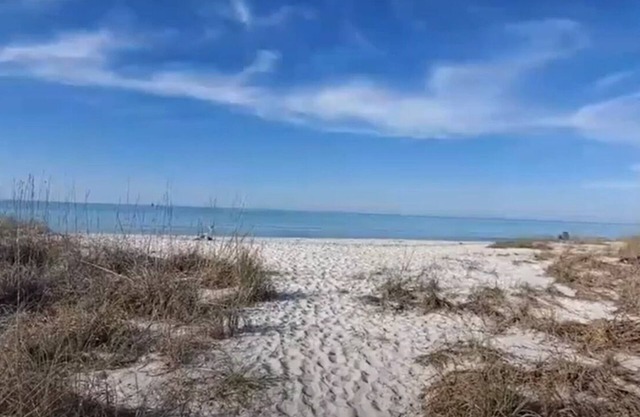 Family Friendly Island Getaway *includes golf cart use