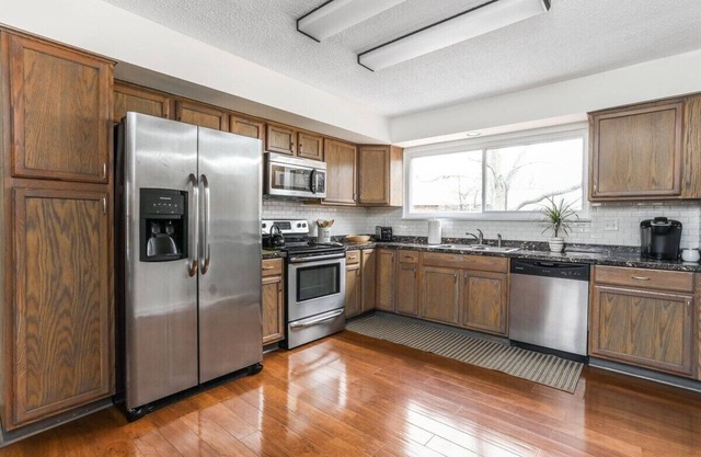 Family-friendly Luxury Oasis in Zionsville