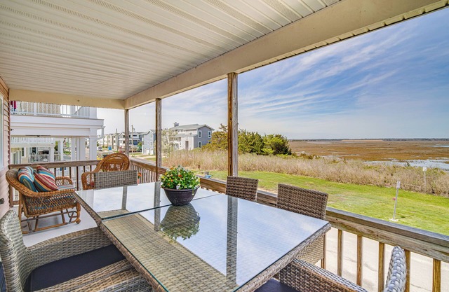 Pet-Friendly Ocean City Condo: Walk to Beaches!