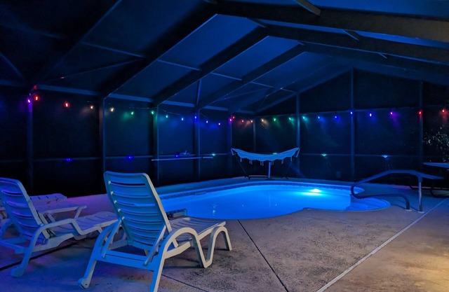 Family-friendly Retreat! Screened-in, Heated Pool a mile from the Gulf of Mexico