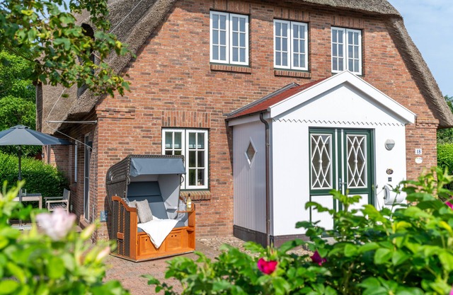 Maison familiale au toit de chaume **** à Dunsum auf Föhr