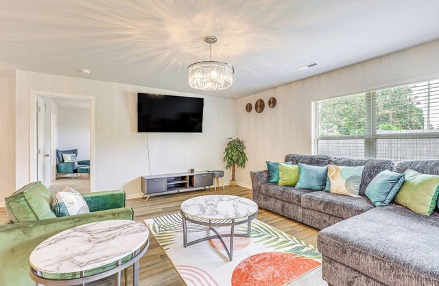 Family-Friendly Triana Home Near Redstone Arsenal!