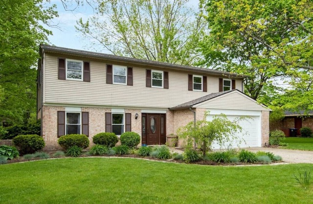 Family & Friends 5 bd 3 bath in Heart of Centerville