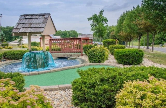 FAMILY FUN. RELAXING ENVIRONMENT - 2BR + 2BA + KITCHEN