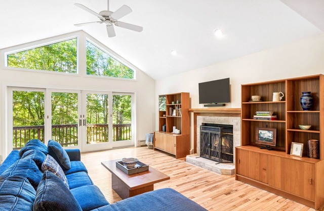 Family & Game Rooms, Large Deck | Highland Ridge