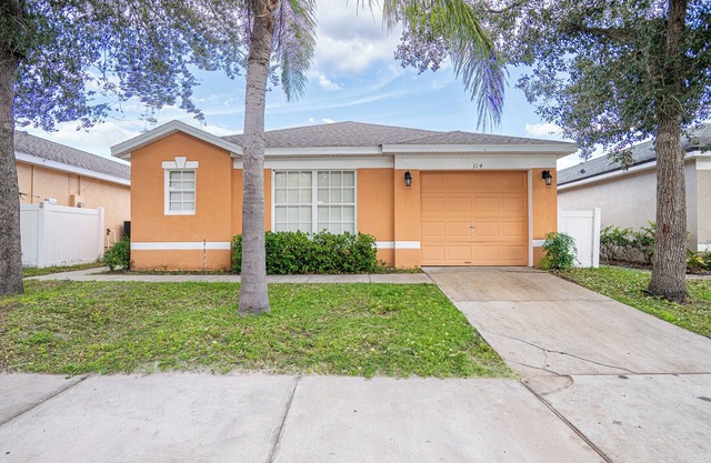 Family Getaway Home | Near Disney | BBQ & Big Pool