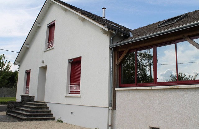Maison spacieuse avec jardin, proche Thermes et commodités à La Roche-Posay