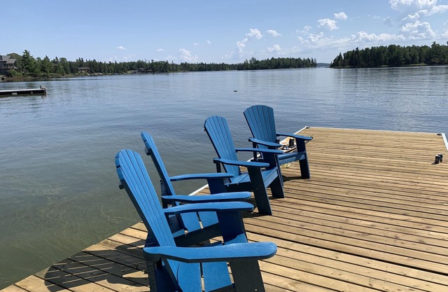 Maison familiale sur le lac des bois