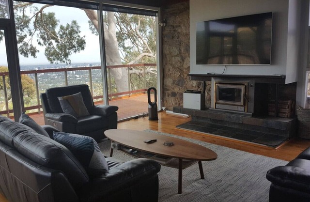 Family Home Prestigious Suburb Panoramic Views