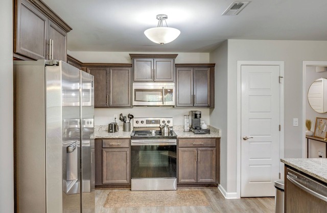 Family Home w/ Covered Patio in Ardmore