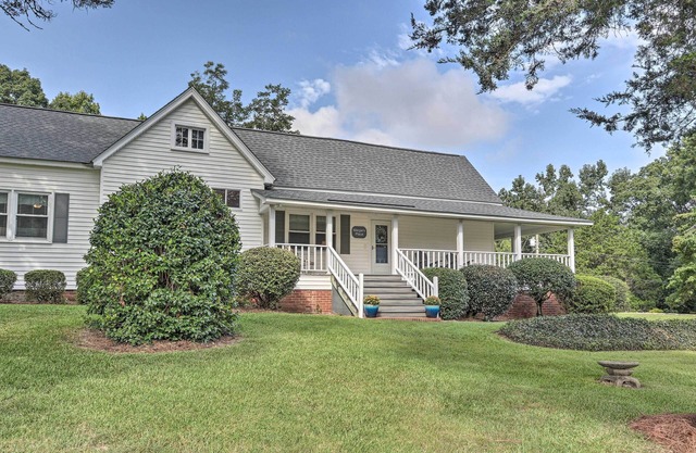Family Home w/ Fire Pit, 2 Mi to Lake Access