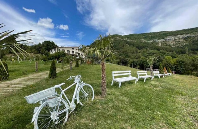 Family hotel Borovitsa