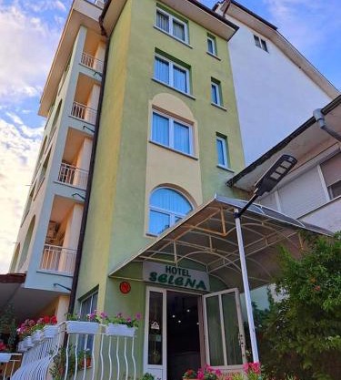 Family Hotel Selena