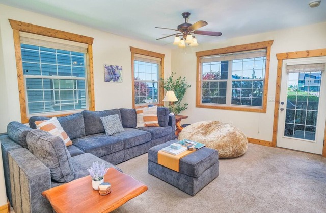 Family Mountain Condo Near Grand Targhee, Yellowstone, Tetons