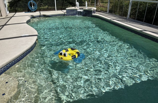 Family Nook, cozy family vacation spot: large pool, close to Disney and beaches