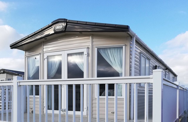 Family owned static caravan, well equipped.