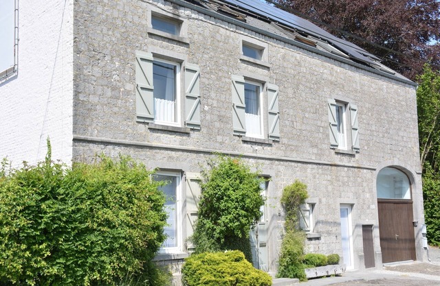 Charmante maison de vacances à Denee avec terrasse