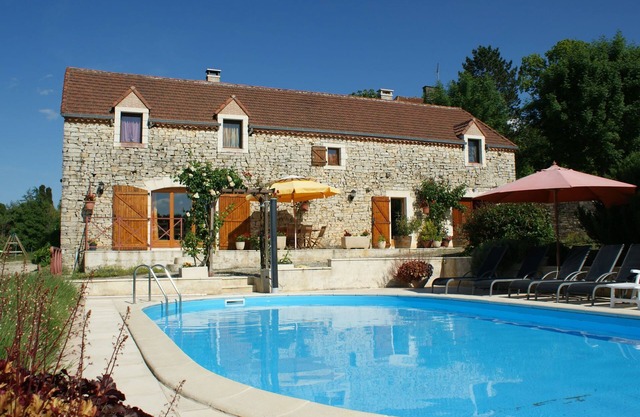 Charmante maison de vacances avec piscine