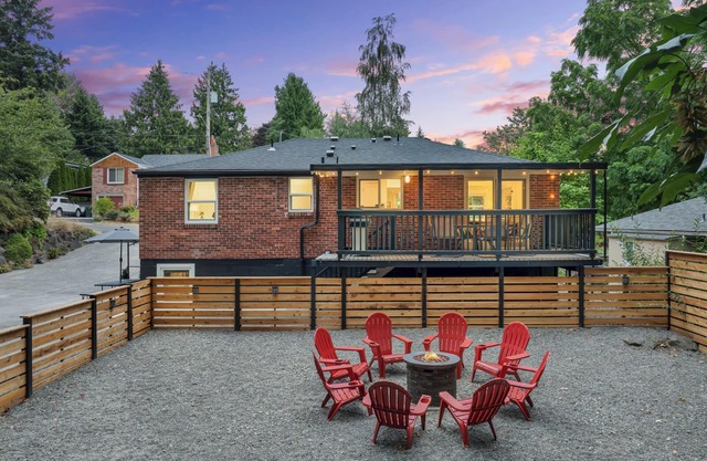 5BR Peaceful Getaway | Firepit Pets, Lg Families & Kids OK