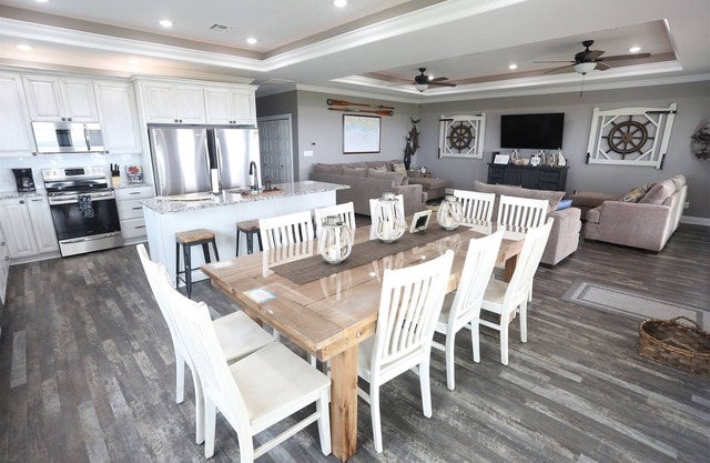 Marées familiales - Nouveau Beachfront 4 Bdr / 4. 5 salles de bain avec option de location de voiturette de golf