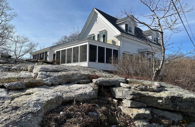 Family Tides - Spacious, Comfortable home, perfect for Making Family Memories!