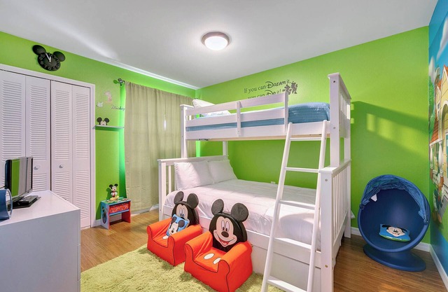 Family Vacation Home, Free Water Park and Endless Amenities