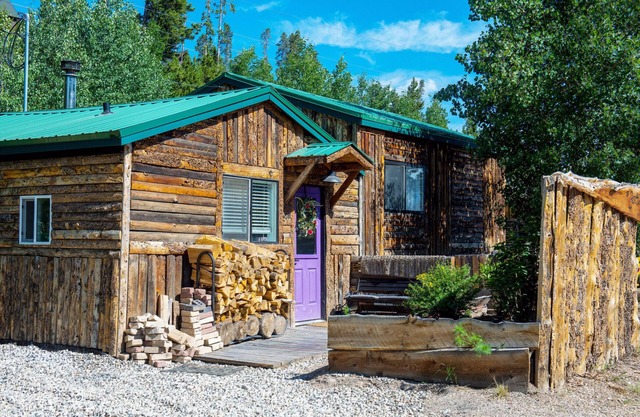 Family Vacation in Violet Sky Pilot Cabin at Wild Acre Cabins
