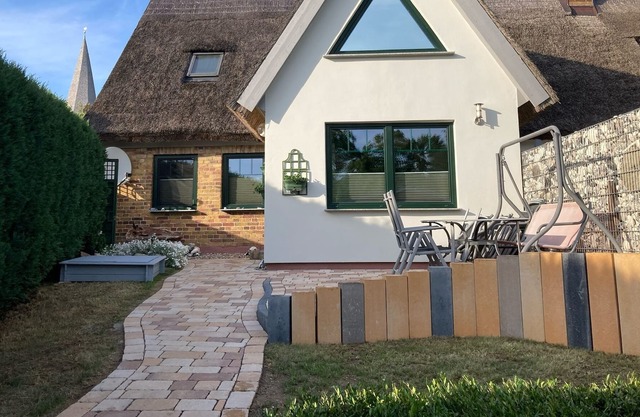 Vacances en famille, repos, sauna, vélo, activités de loisirs, nature, plage .....