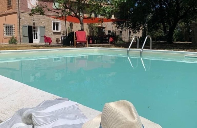 Fano - Grande maison de campagne à 5 mn du centre ville avec piscine