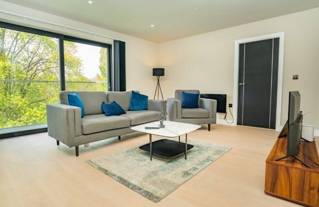 Fantastic 2 Bedroom Apartment in Birmingham